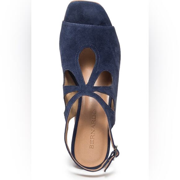 BERNARDO Suede Lainey Heeled Sandals Size 11 NWT - Picture 4 of 16